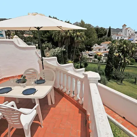 Rabat 24, Oasis De Capistrano Апартаменти Нерха