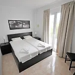 Rabat 24, Oasis De Capistrano ネルハ