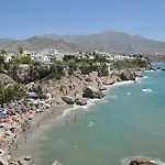Rabat 24, Oasis De Capistrano * ネルハ